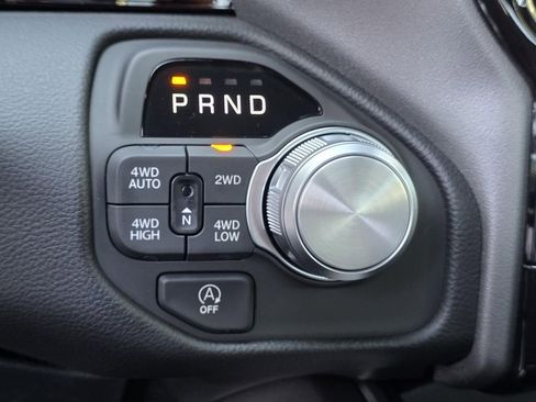 New 2026 RAM 1500 Laramie AWD/4WD image 29