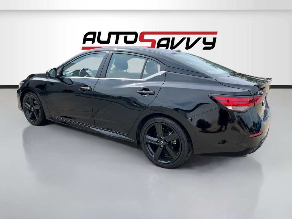 Used 2025 Nissan Sentra SR FWD image 5