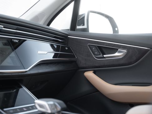 New 2026 Audi Q7 2.0T Premium AWD/4WD image 16