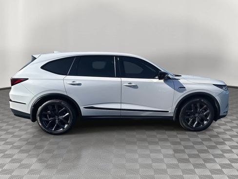 Used 2023 Acura MDX A-Spec image 2