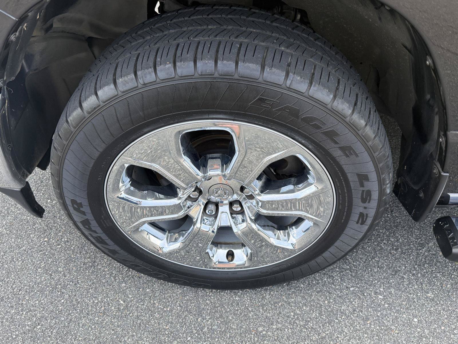 Used 2021 RAM 1500 Big Horn RWD image 25