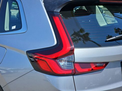 Certified 2023 Honda CR-V LX image 32