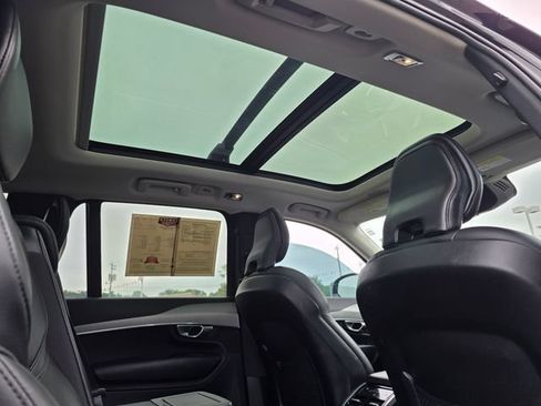 Used 2022 Volvo XC90 T5 Momentum AWD/4WD image 44