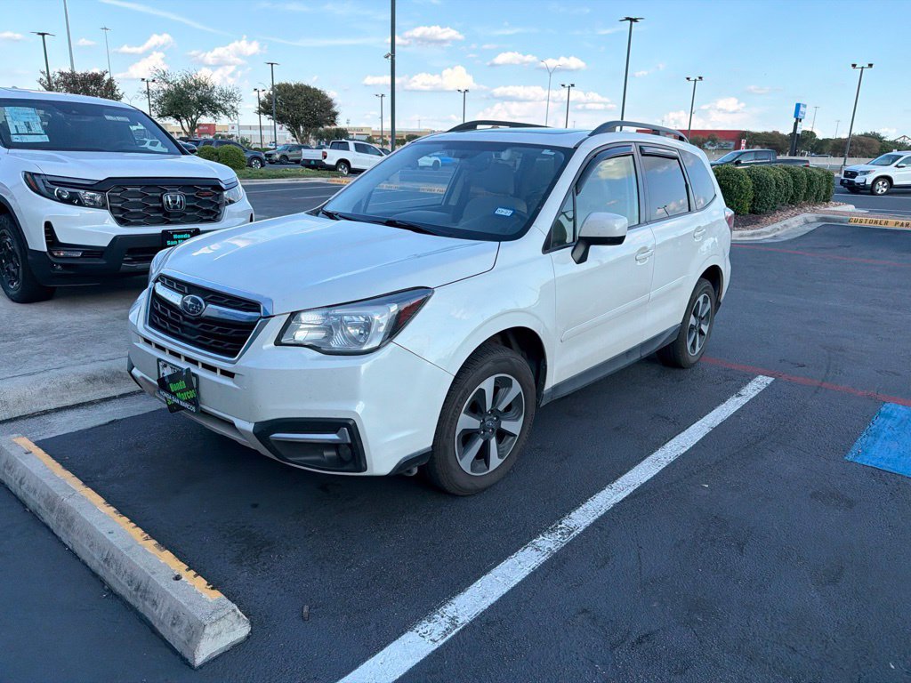 Used 2017 Subaru Forester 2.5i Premium AWD/4WD image 2