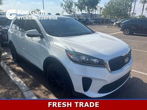 Used 2020 Kia Sorento LX FWD image 1