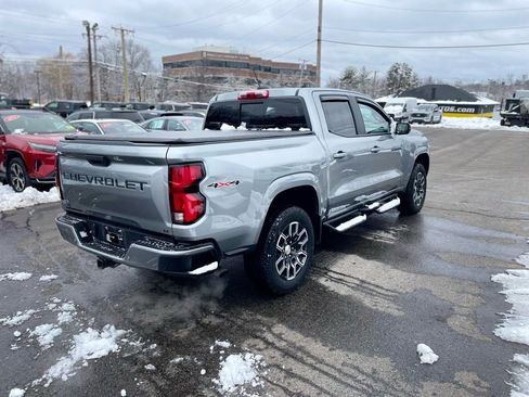 Used 2024 Chevrolet Colorado LT w/ LT Convenience Package III image 6