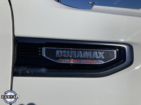 Certified 2022 GMC Sierra 1500 AT4 w/ AT4 Premium Package image 3