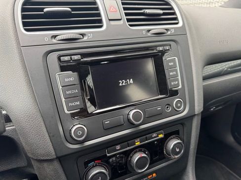 Used 2013 Volkswagen GTI Driver's Edition image 14