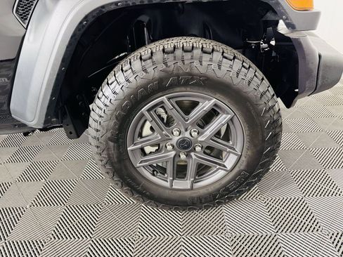 Used 2026 Jeep Wrangler Unlimited Sport AWD/4WD image 26