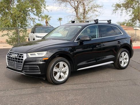 Used 2018 Audi Q5 2.0T Premium Plus w/ Premium Plus Package AWD/4WD image 2