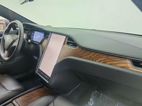 Used 2019 Tesla Model S 100D image 22
