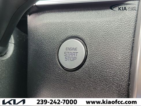 Certified 2023 Kia Sorento S FWD image 30