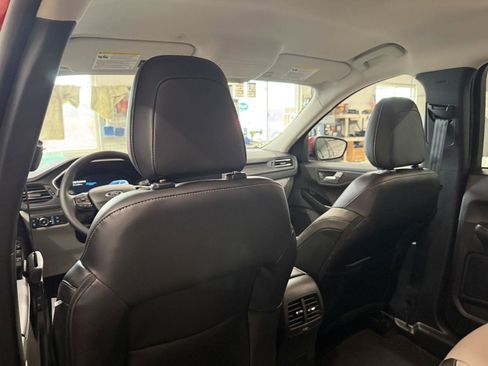 New 2026 Ford Escape Platinum w/ Class II Trailer Tow Package image 20