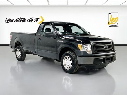 Used 2014 Ford F150 XL w/ Trailer Tow Package image 3