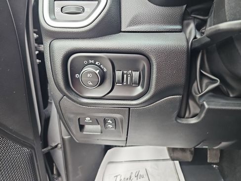 Used 2025 RAM 1500 Big Horn AWD/4WD image 30