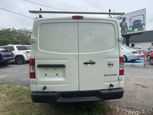 Used 2021 Nissan NV 2500 SV RWD image 7