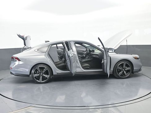 Used 2024 Honda Accord Sport image 77