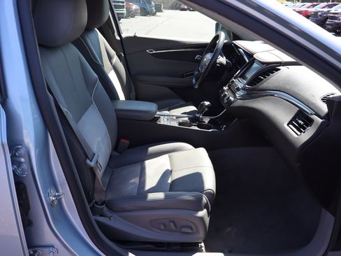 Used 2014 Chevrolet Impala LT FWD image 22