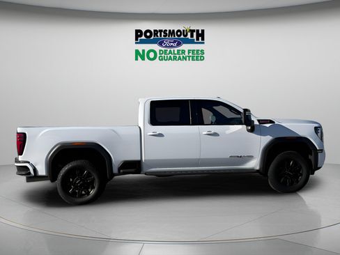 Used 2024 GMC Sierra 2500 AT4 w/ AT4 Premium Plus Package AWD/4WD image 6