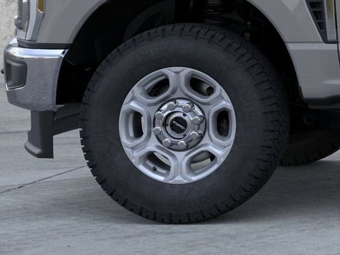 New 2026 Ford F250 XLT AWD/4WD image 19