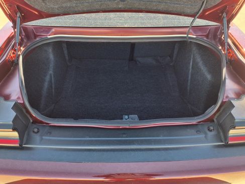 Used 2022 Dodge Challenger R/T w/ Blacktop Package image 7