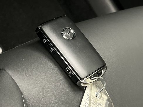 New 2025 MAZDA CX-30 AWD 2.5 S w/ Select Sport Pkg image 21