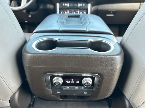 Used 2021 GMC Yukon SLT image 21