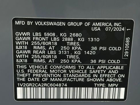 Used 2024 Volkswagen Atlas Peak Edition SEL image 28