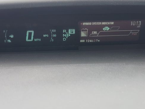 Used 2015 Toyota Prius Two FWD image 17