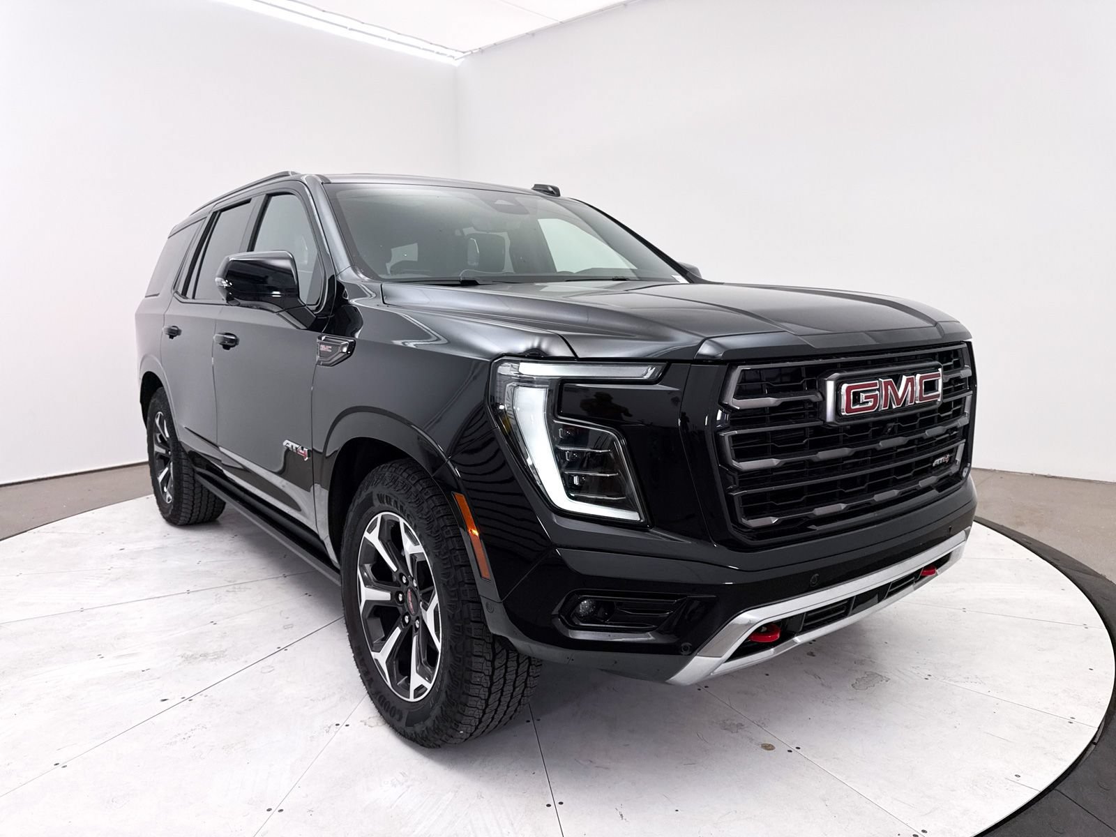 Used 2025 GMC Yukon AT4 Ultimate AWD/4WD image 15