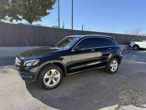 Used 2018 Mercedes-Benz GLC 350e 4MATIC image 6
