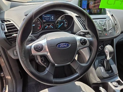 Used 2015 Ford Escape SE AWD/4WD image 16
