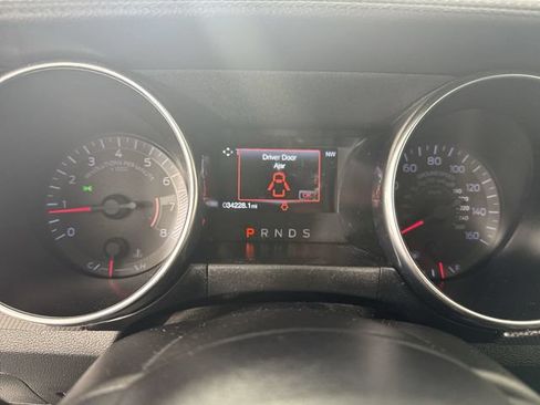 Used 2018 Ford Mustang Coupe w/ Equipment Group 101A RWD image 17