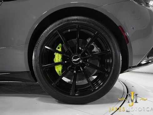 Used 2019 Aston Martin DB11 AMR image 66