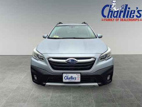 Used 2021 Subaru Outback Limited image 2