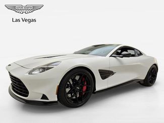 Used 2025 Aston Martin Vanquish RWD video 1