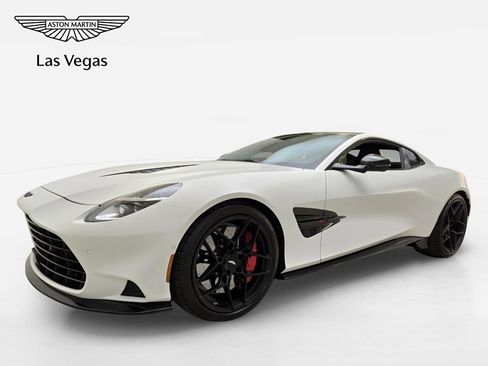 Used 2025 Aston Martin Vanquish RWD image 1