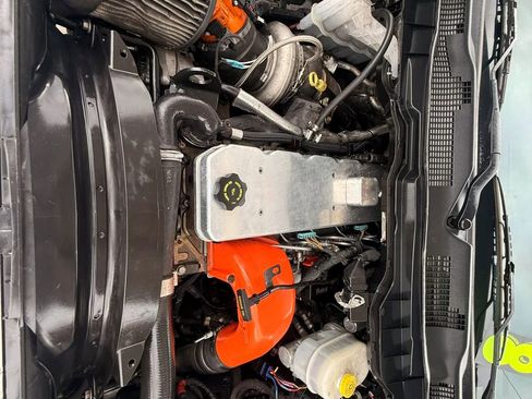 Used 2018 RAM 2500 Laramie w/ Sport Appearance Group image 20