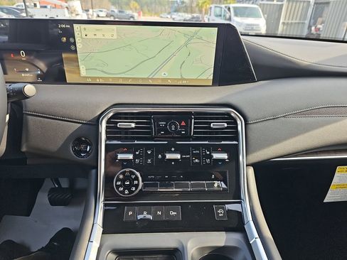 New 2026 Nissan Armada Platinum image 25