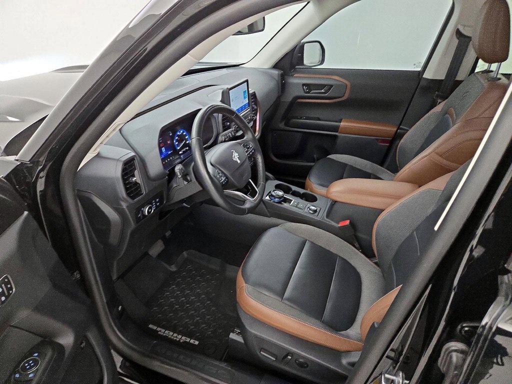 Used 2023 Ford Bronco Sport Outer Banks w/ Tech Package AWD/4WD image 5