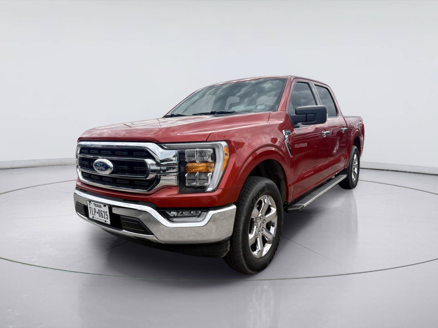 Used 2023 Ford F150 XLT w/ Equipment Group 302A High RWD image 7
