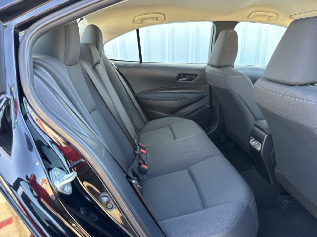 Used 2024 Toyota Corolla LE FWD image 28