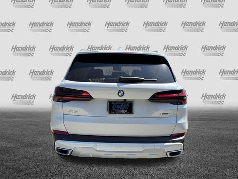 Used 2026 BMW X5 xDrive40i w/ Premium Package AWD/4WD image 8