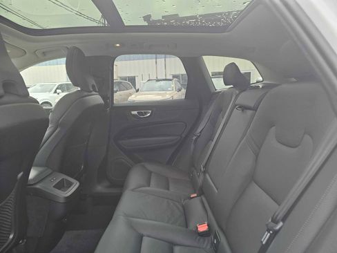 Certified 2025 Volvo XC60 B5 Plus image 18