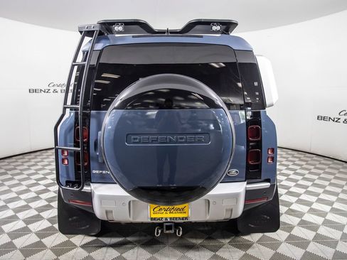 Used 2022 Land Rover Defender 110 SE AWD/4WD image 7
