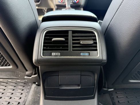 Used 2017 Audi Q5 2.0T Premium Plus w/ Technology Package image 14