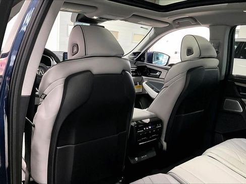 New 2026 Acura MDX SH-AWD w/ Advance Package image 12