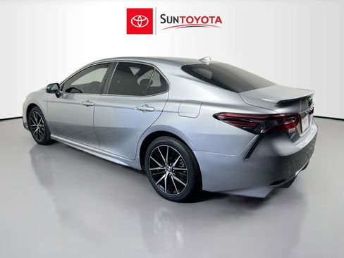 Used 2024 Toyota Camry SE w/ Convenience Package image 6