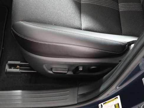 Certified 2025 MAZDA CX-50 AWD 2.5 S w/ Cargo Package image 22