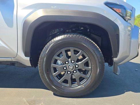 Certified 2026 Toyota 4Runner SR5 RWD image 9